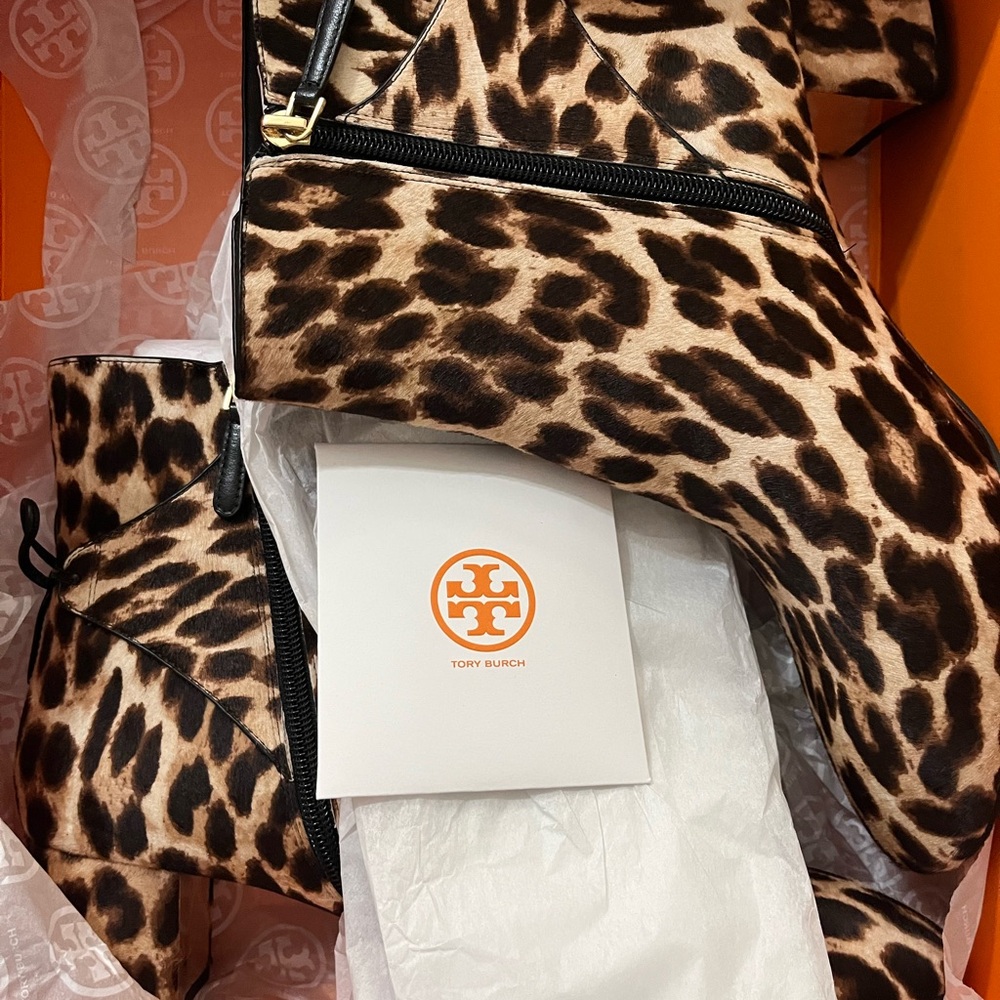 NEW IN THE BOX NEVER WORN
Tory Burch leopard bootie - Picture 2 of 10